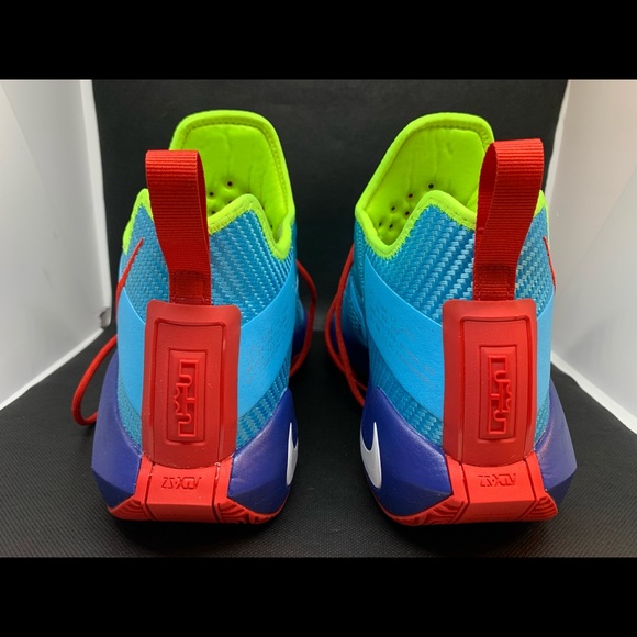 NIKE ID By You Mens LeBron Soldier XIV M 9.5 /W 11 - Picture 9 of 11